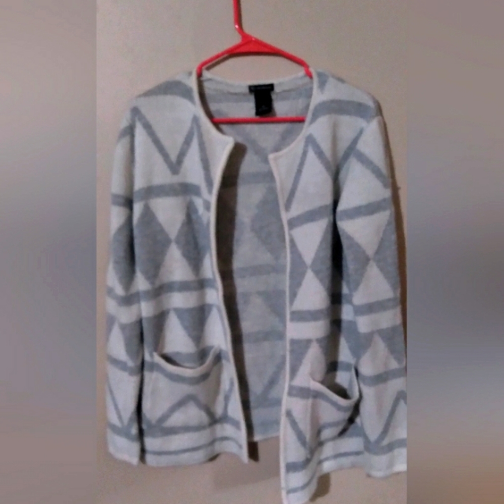 Sweater cardigan size m